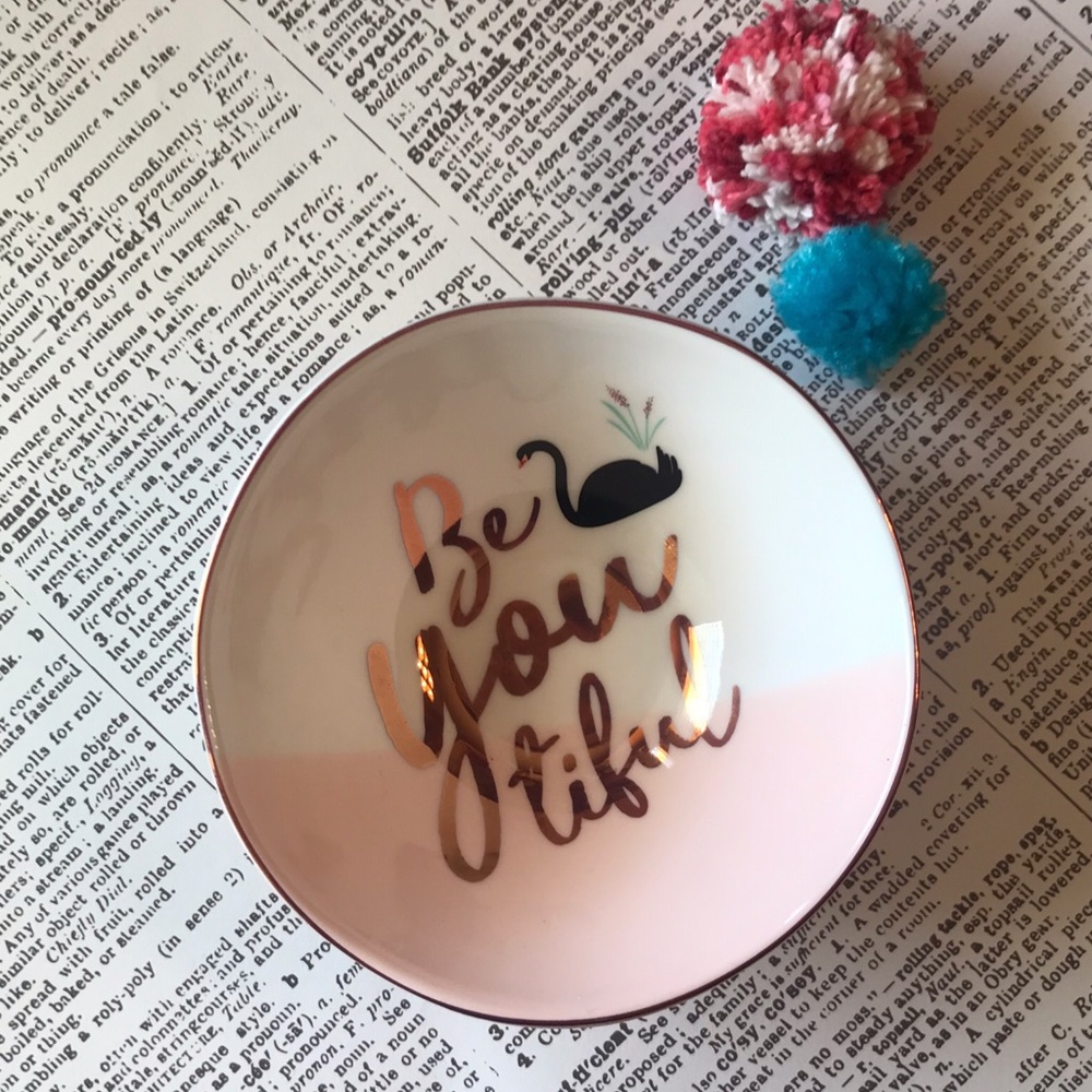 Slant Collections 4” Trinket Bowl